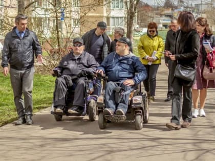 Проверка доступной среды для людей с ограниченными возможностями здоровья прошла во Фрязино