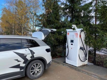 В Подольске ввели в эксплуатацию еще одну электрозарядную станцию
