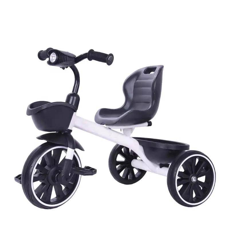 Vélo tricycle 