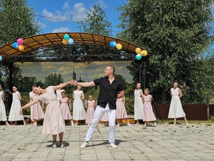 Праздничные программы ко дню рождения Быково и Неклюдово провели кимрские артисты ДНТ