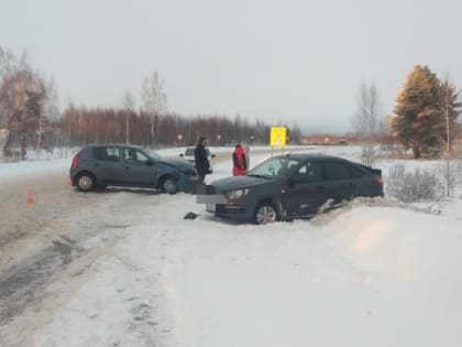 Двухлетний ребенок доставлен в Тверь после в ДТП под Лихославлем