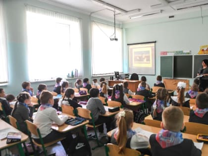 Поддержка работников образования в Тверской области