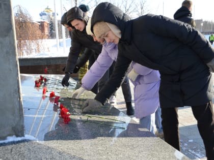 В Твери состоялась молодежная акция  «Подвиг легендарного танкового экипажа С.Х. Горобца»