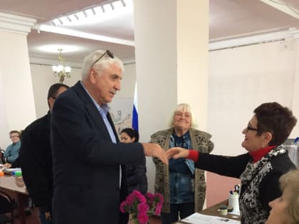Председатель Совета Алексей Чепа посетил в ЕДГ десяток участков и оказал поддержку кандидатам от Партии