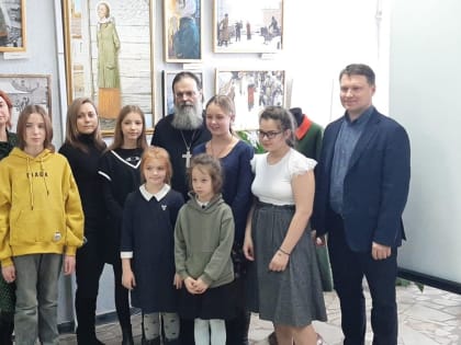 В торжокской городской библиотеке открылась выставка »выставки, посвященная блаженной Ксении Петербургской