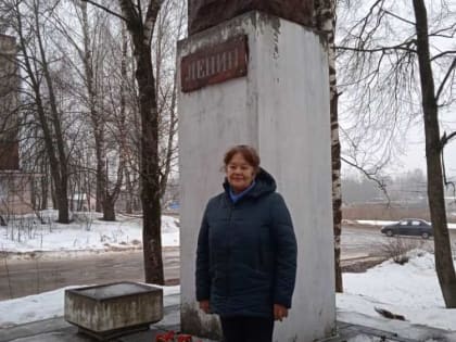Бежецкие коммунисты почтили память В.И. Ленина