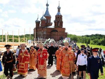 Сегодня Волжский Крестный ход встречают во Ржеве