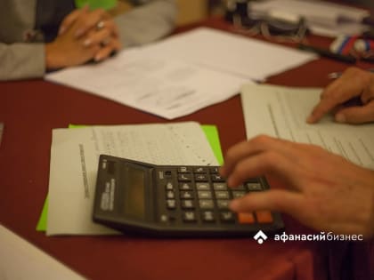 В России предлагают запретить передачу долгов по потребкредитам коллекторам