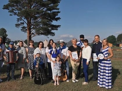 Клуб авторской песни «Пеликан» выступил в лагере «Салют» Кимрского муниципального округа