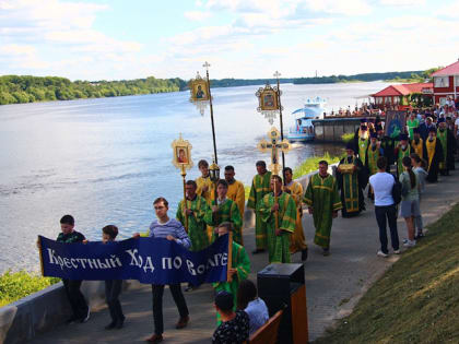 Крестный ход прошел с Волги по Кимрам