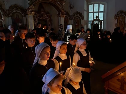 Богослужение с чтением последней части Великого канона митрополит Амвросий совершил в Богородицком Житенном монастыре