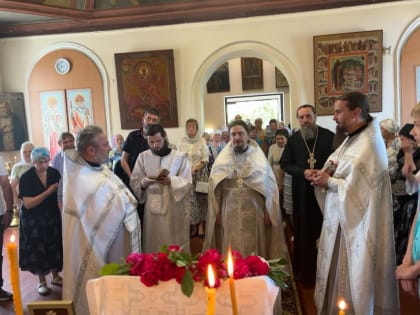Престольный праздник торжественно отметили в Иоанно-Предтеченской церкви в п. Козлово