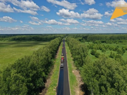 На дороге в Старицком районе завершена укладка асфальтобетона