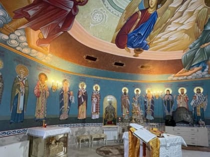 В п. Сандово завершена роспись храма