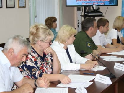 В избирательной комиссии Тверской области состоялось рабочее совещание по вопросам регистрации избирателей