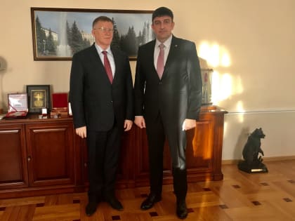 В Тверской области чистый Хендай столкнулся с внедорожником
