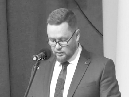 ПЕРЕД ШАГОМ ВПЕРЁД ОГЛЯНУТЬСЯ НАЗАД