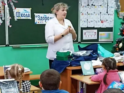 Тверская скорая помощь выехала в школы Торопца, Твери, Калининского района