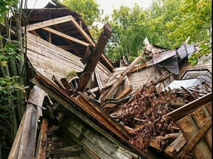 В Тверской области обрушилась церковь