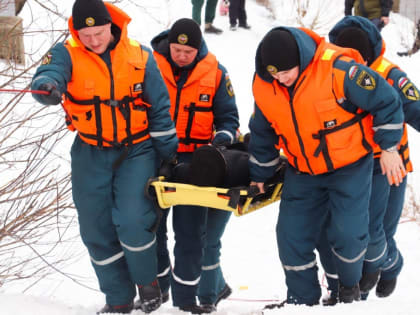 В Тверской области спасатели отработали действия при весеннем половодье