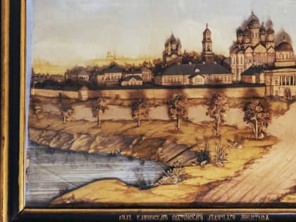 В Кашинском музее представили уникальную резную картину из пробки