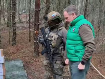 «Единая Россия» и фонд «Наша Правда» передали технику бойцам на Курском направлении