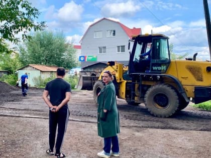 Анна Зайцева ведёт активную депутатскую работу на округе