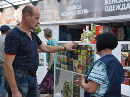 В Твери продолжается работа по благоустройству ярмарочной территории  на бульваре Ногина