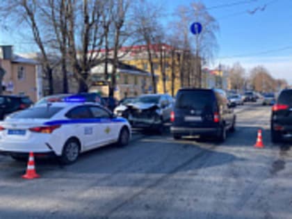 За утро в Ржевском округе произошло два ДТП с двумя погибшими и тремя пострадавшими