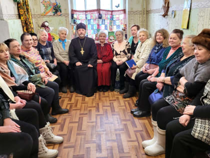 Благочинный Весьегонского округа протоиерей Анатолий Симора встретился с участниками клуба «Здоровье» г. Весьегонск