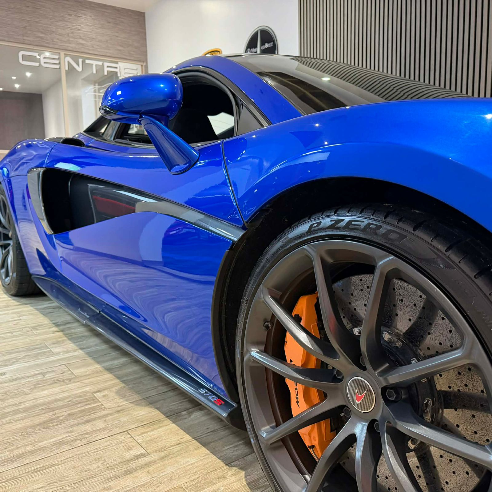 McLaren 570S