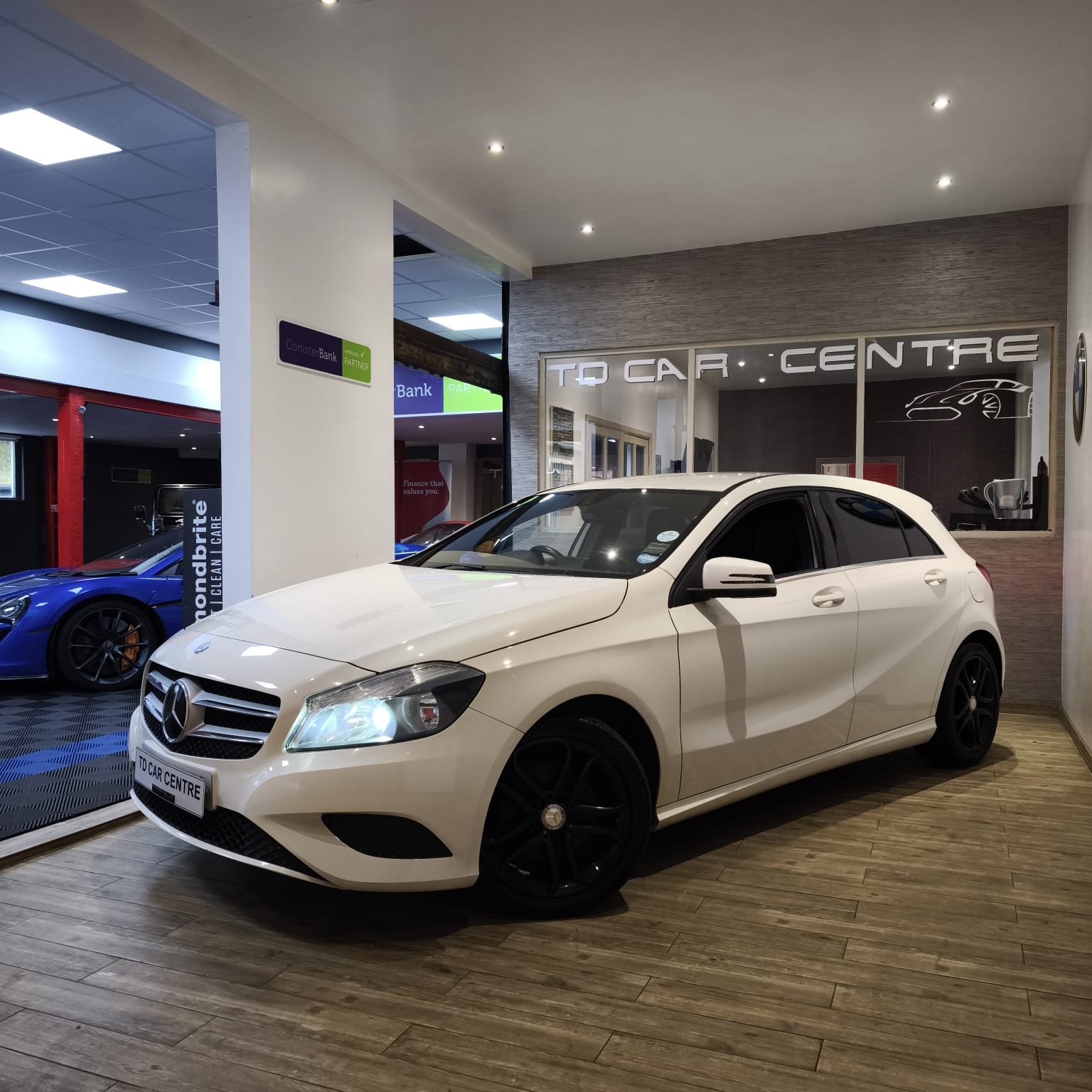 Mercedes-Benz A180