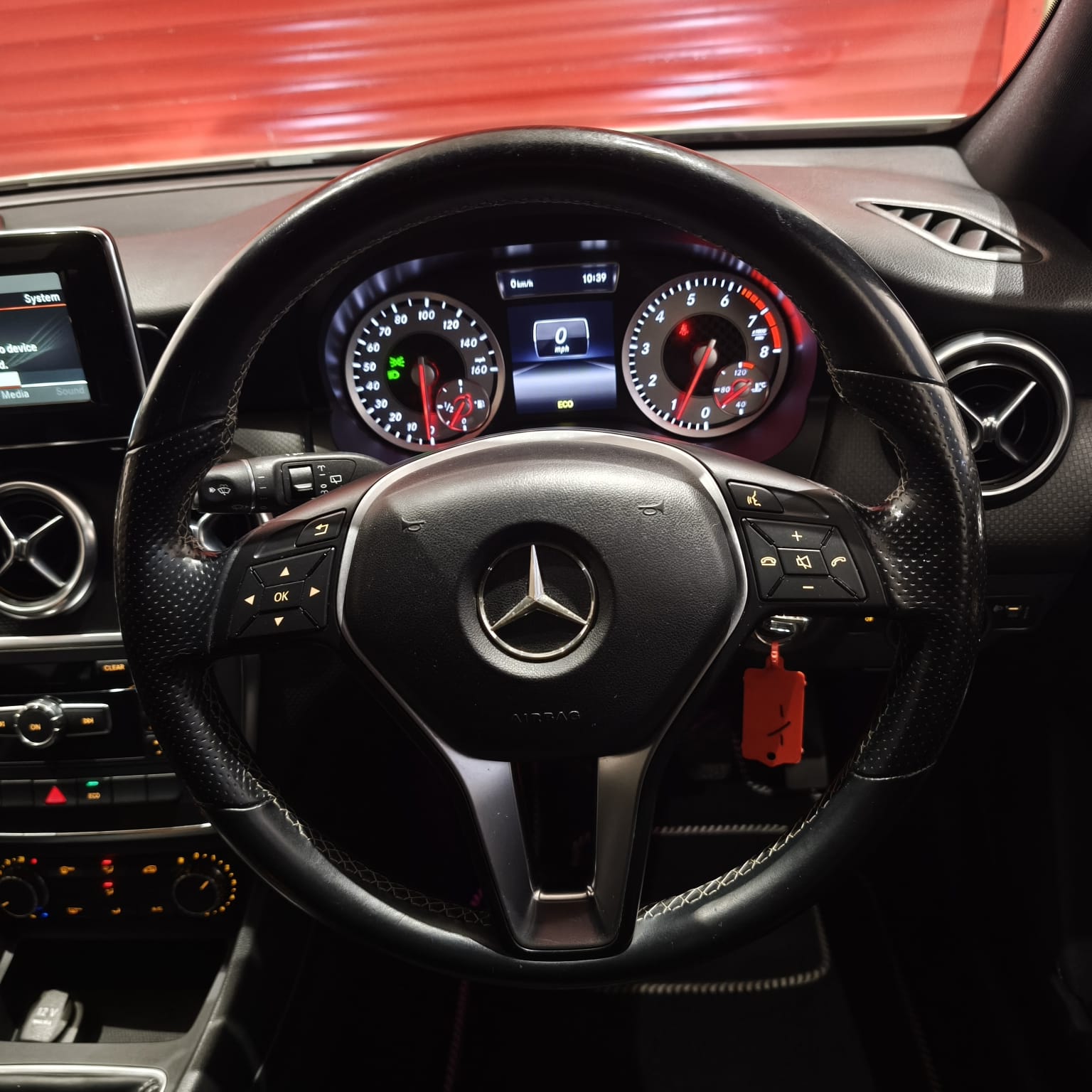 Mercedes-Benz A180