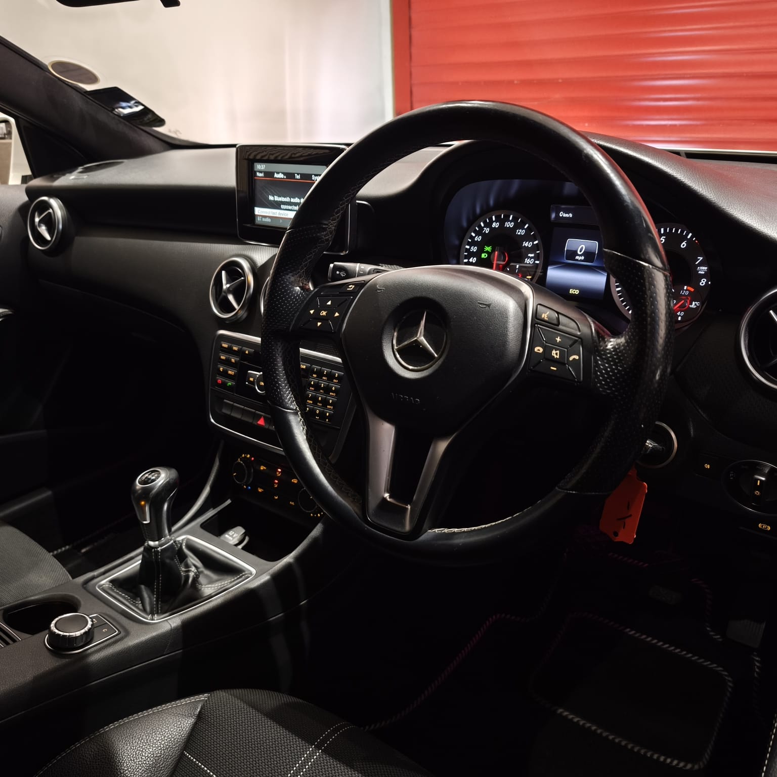 Mercedes-Benz A180