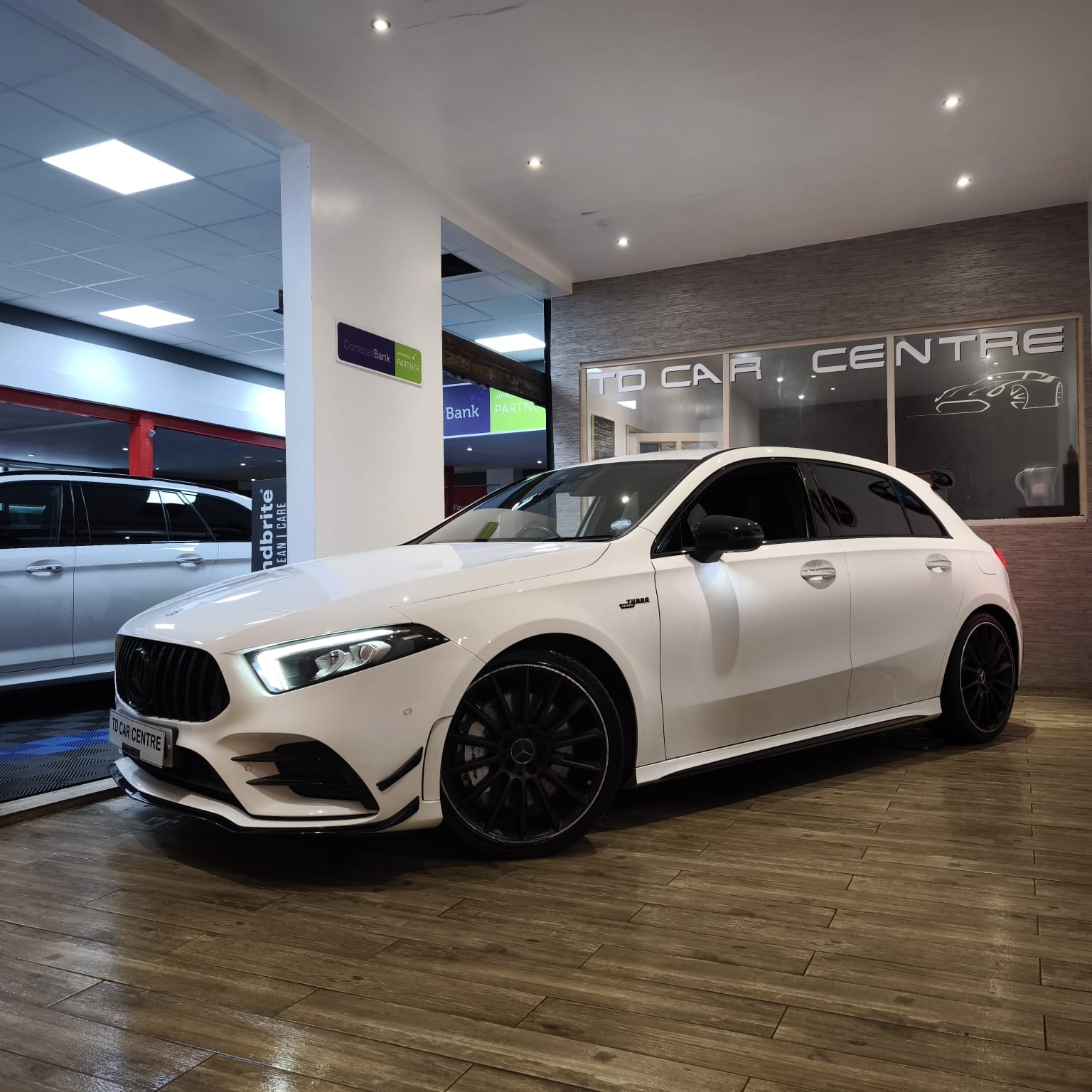 Mercedes-Benz A35 AMG