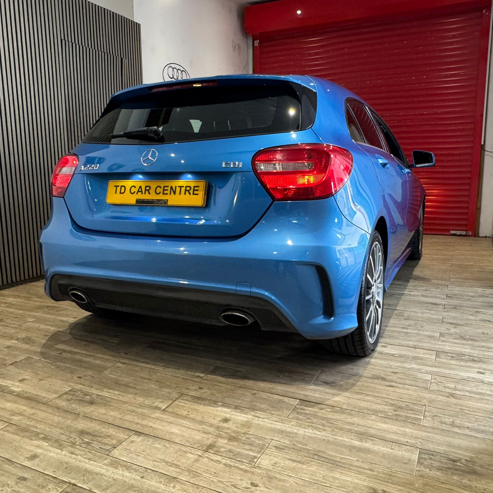 Mercedes-Benz A220