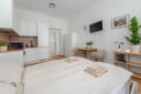 Apartment 1+kk, 25.5m², Seifertova, Prague — photo 4