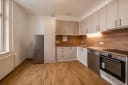 Pronájem bytu 2+1 se zcela novou kuchyní, 55 m² – Villa Laura, centrum Mariánských Lázní — foto 5