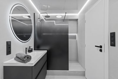 Rental of a luxuriously renovated 2-bedroom apartment (2+kk), Grégrova Street — photo 4