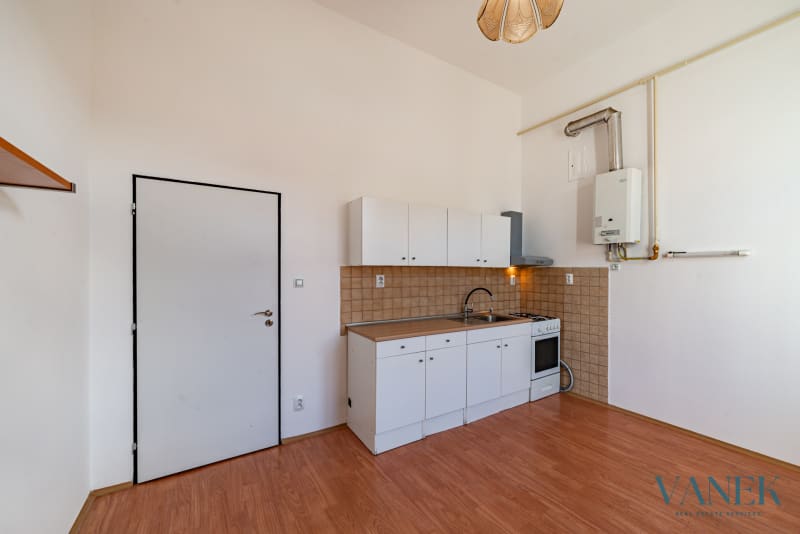 Apartment 1+1, 46m², Boženy Němcové 387/14, Mariánské Lázně — photo 4
