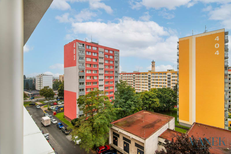 Rental of a luxuriously renovated 2-bedroom apartment (2+kk), Grégrova Street — photo 20