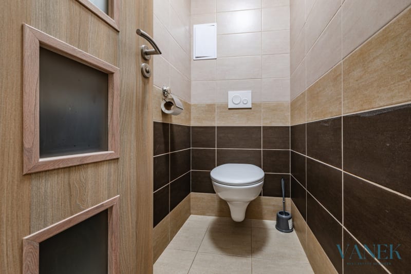 Apartment 2+kk, 43m², Boženy Němcové, Mariánské Lázně — photo 16