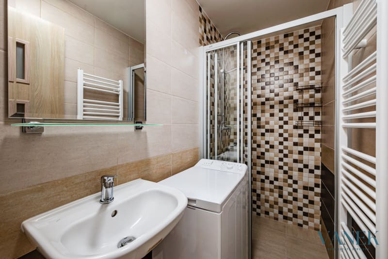 Apartment 2+kk, 43m², Boženy Němcové, Mariánské Lázně — photo 7