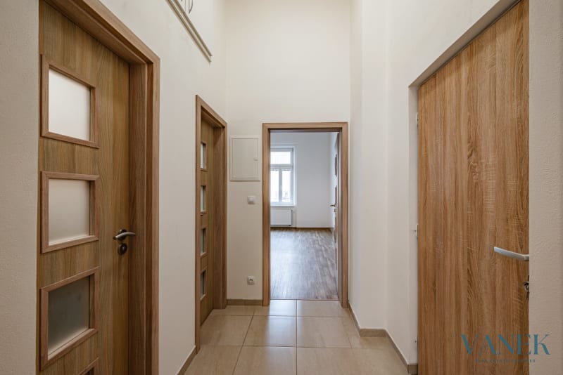 Apartment 2+kk, 43m², Boženy Němcové, Mariánské Lázně — photo 14
