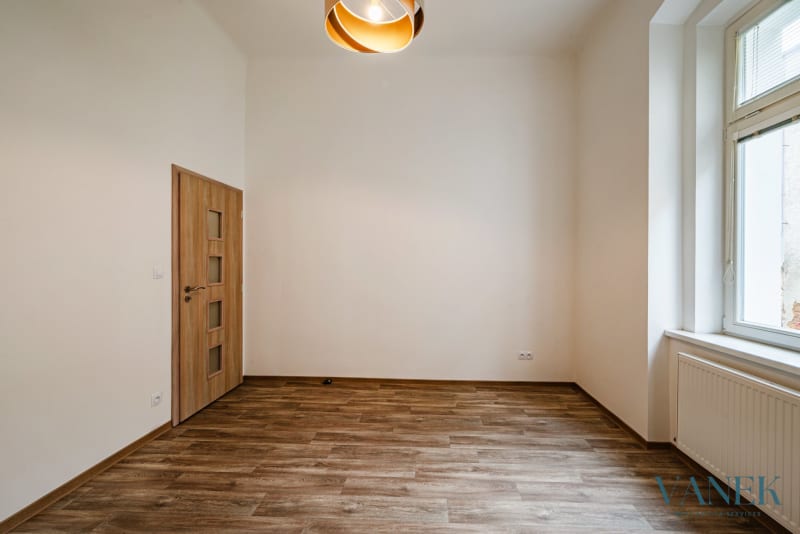 Apartment 2+kk, 43m², Boženy Němcové, Mariánské Lázně — photo 13