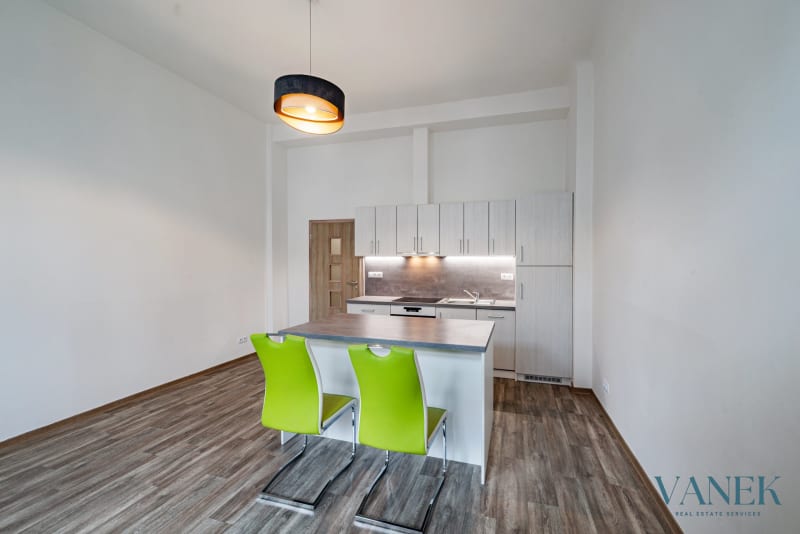 Apartment 2+kk, 43m², Boženy Němcové, Mariánské Lázně — photo 2