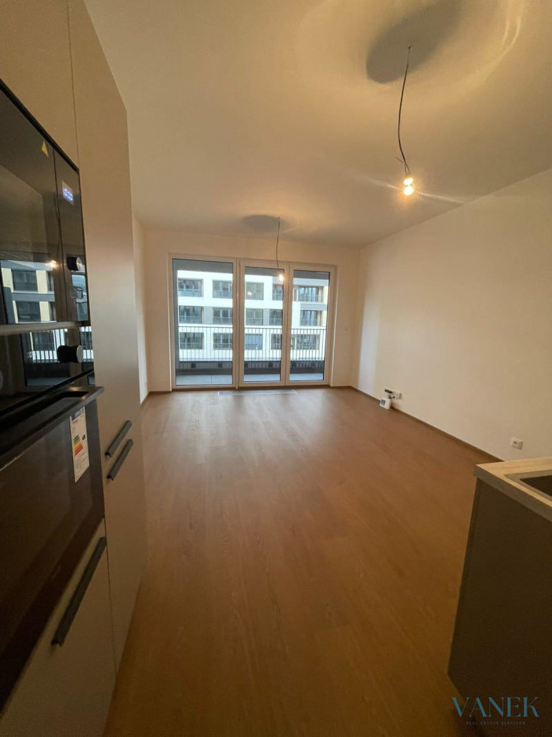 Apartment 1+kk, 30m², Poděbradská, Prague — photo 5
