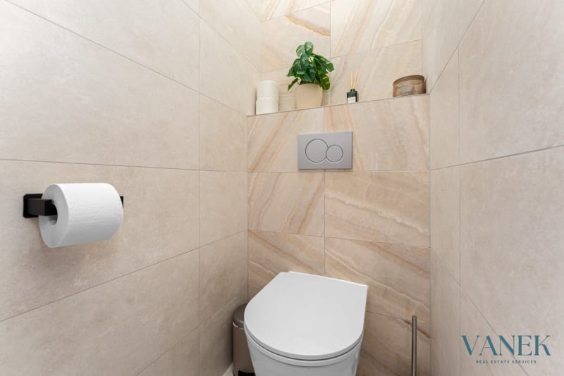 Apartment 1+kk, 25.5m², Seifertova, Prague — photo 10