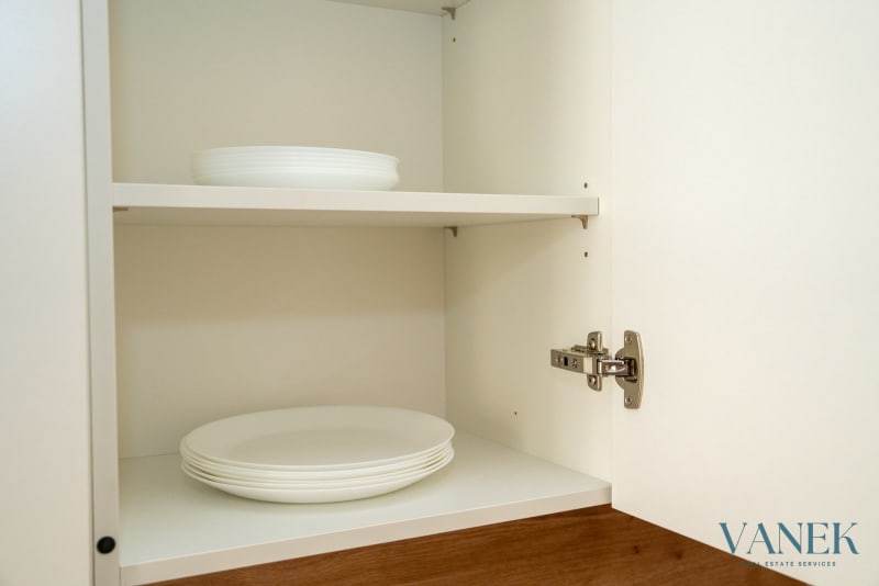 Apartment 1+kk, 31.3m², Seifertova, Prague — photo 8