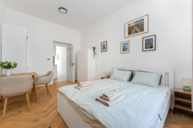 Apartment 1+kk, 31.3m², Seifertova, Prague — photo 3